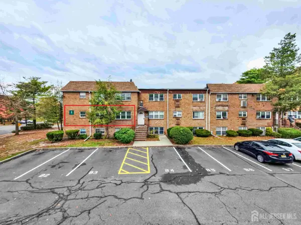 -14 College Drive, Edison, NJ 08817