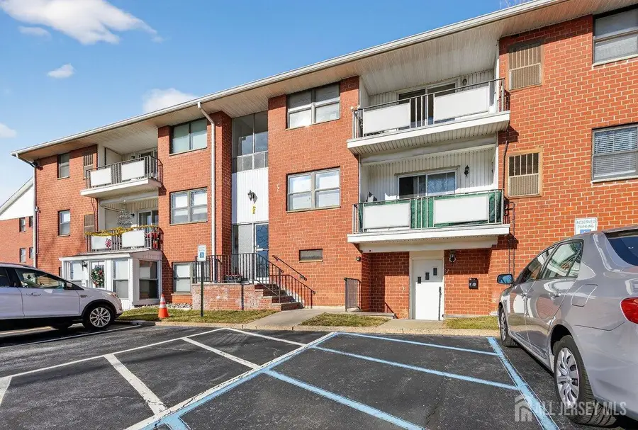 -1300 Rock Avenue #F3, North Plainfield, NJ 07060 - Image #2