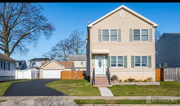 -33 Park Avenue W, Avenel, NJ 07001