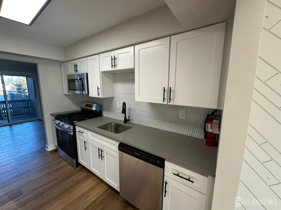 -172 Nathan Drive, North Brunswick, NJ 08902 - #3