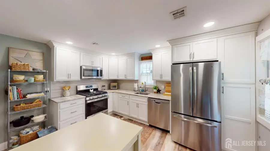 -40 E Sherman Street, Monroe, NJ 08831 - Image #3