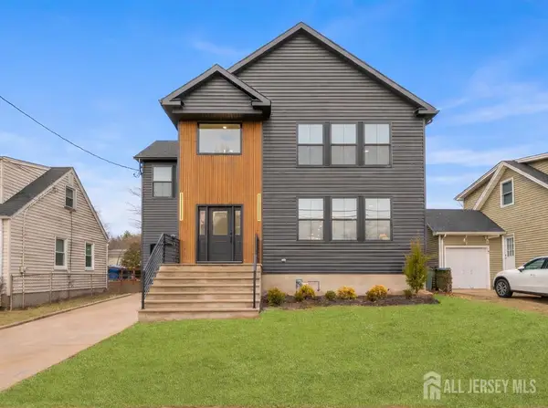 -66 Garden Terrace, Edison, NJ 08817