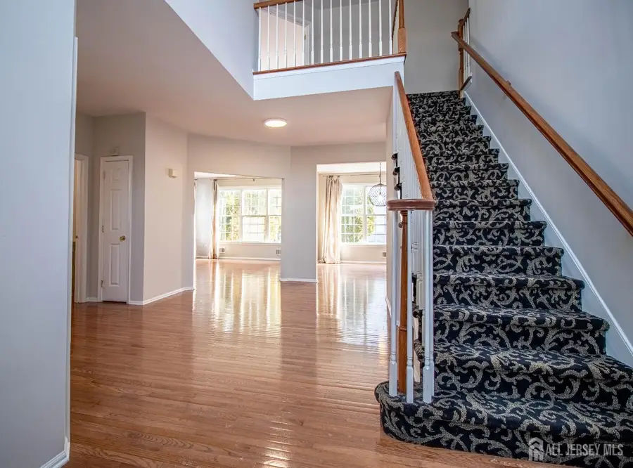 -18 Seminole Court, Monroe, NJ 08831 - Image #2