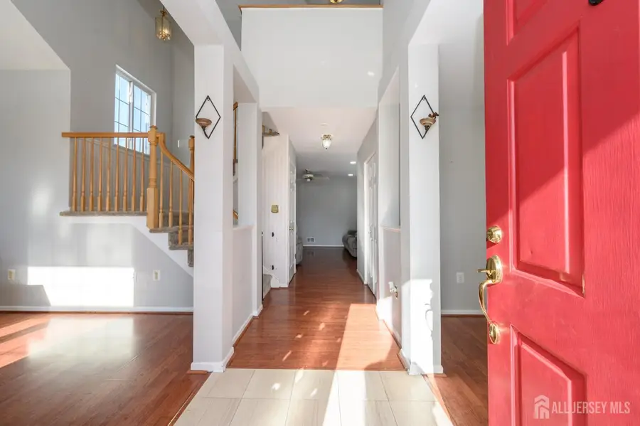 -5 Cherrywood Drive, Piscataway, NJ 08854 - Image #3