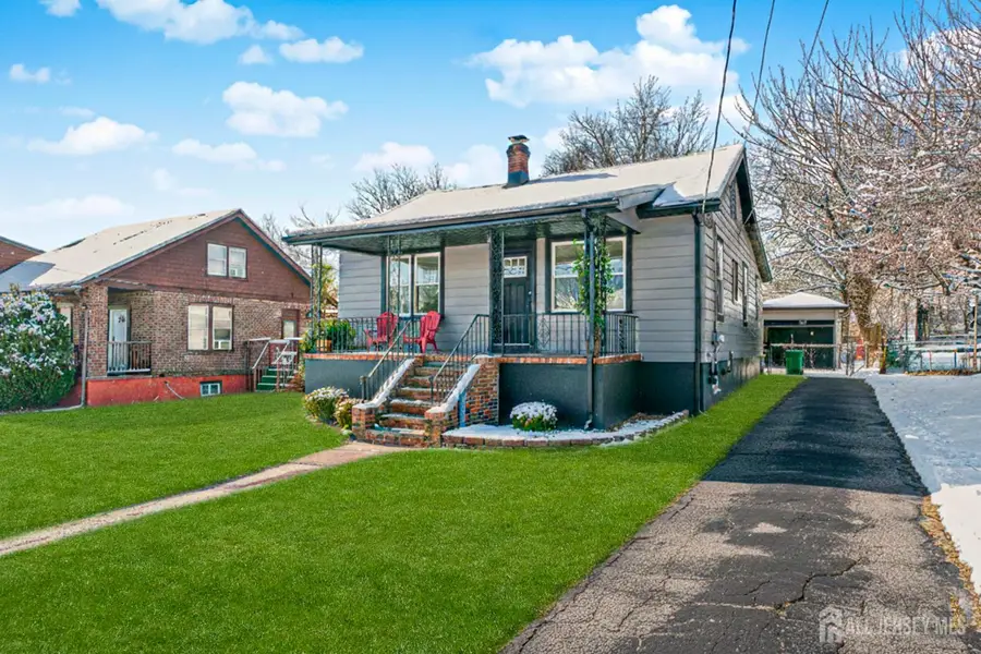 -13 Outlook Avenue, Sayreville, NJ 08876 - Image #2