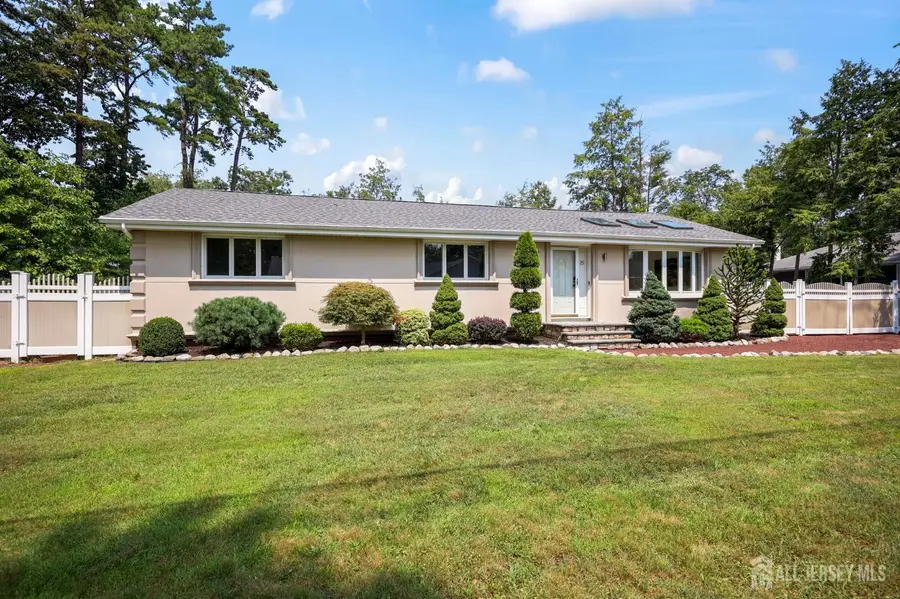 -25 Maple St, Spotswood, NJ 08884 - #2