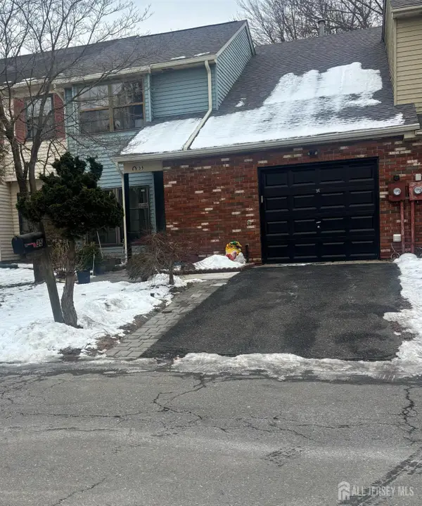 -35 Walton Court, East Brunswick, NJ 08816