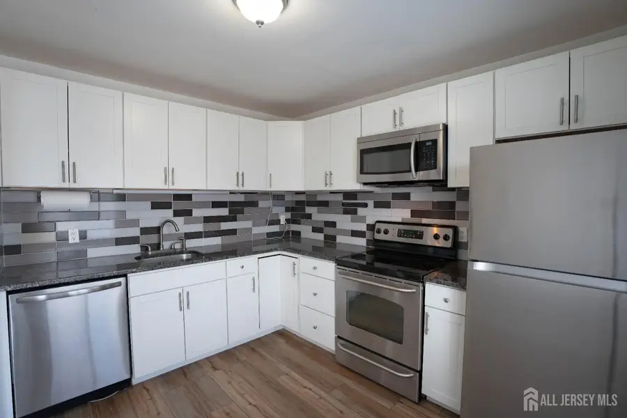 -2-Z Avon Drive, East Windsor, NJ 08520 - #3