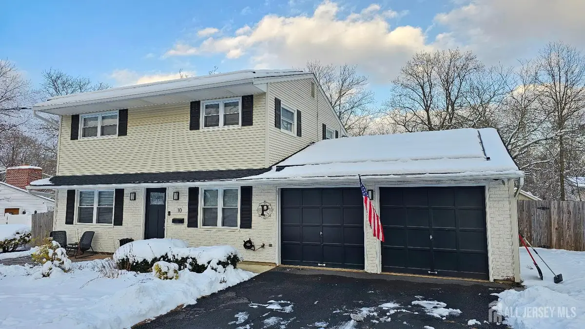 -10 Darrow Court, Kendall Park, NJ 08824 - Image #1