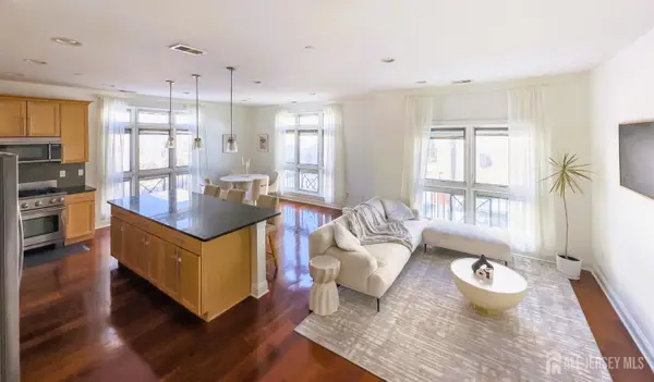 -2350 Route 33 #204, Robbinsville, NJ 08691