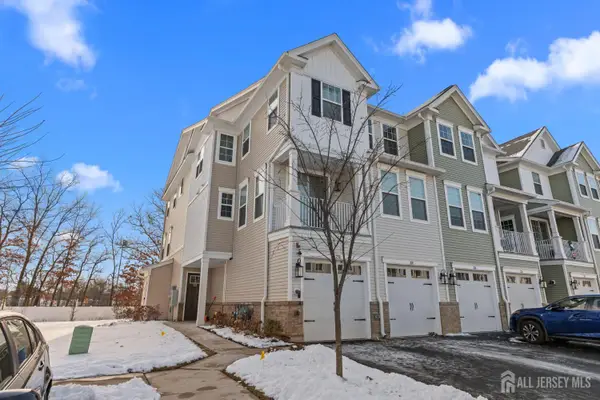 -228 Park Lane, Dunellen, NJ 08812