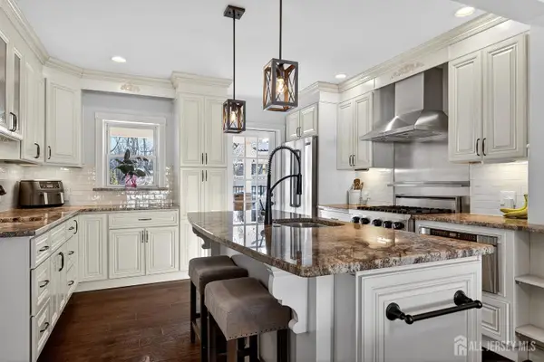 -47 E Sedgwick Street, Monroe, NJ 08831