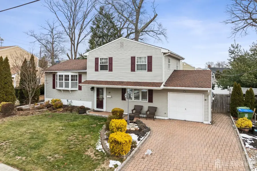 -21 Mcginnis Road, Edison, NJ 08817 - Image #2