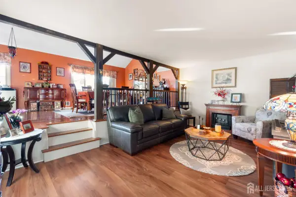 -63 Tennyson Street, Carteret, NJ 07008