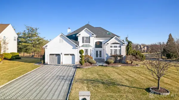 -15 Arbutus Way, Middlesex, NJ 08852