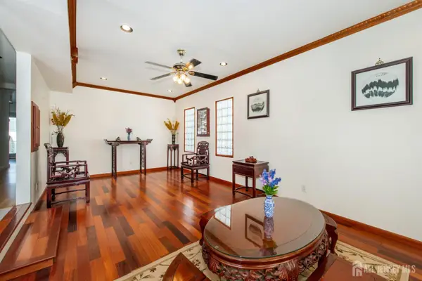 -8 Amara Court, Old Bridge, NJ 08857