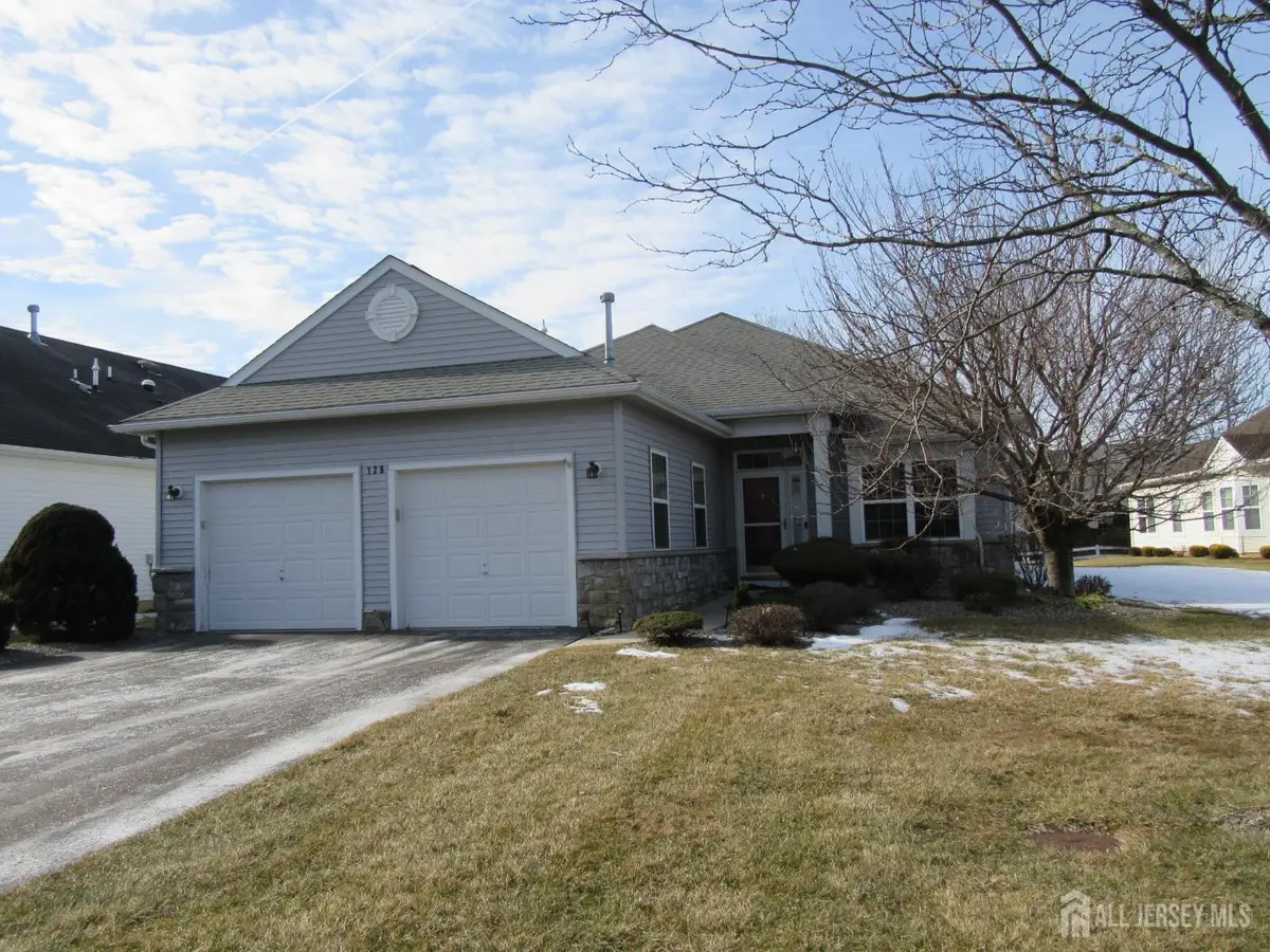 -125 Fontaine Court, Monroe, NJ 08831 - Image #1