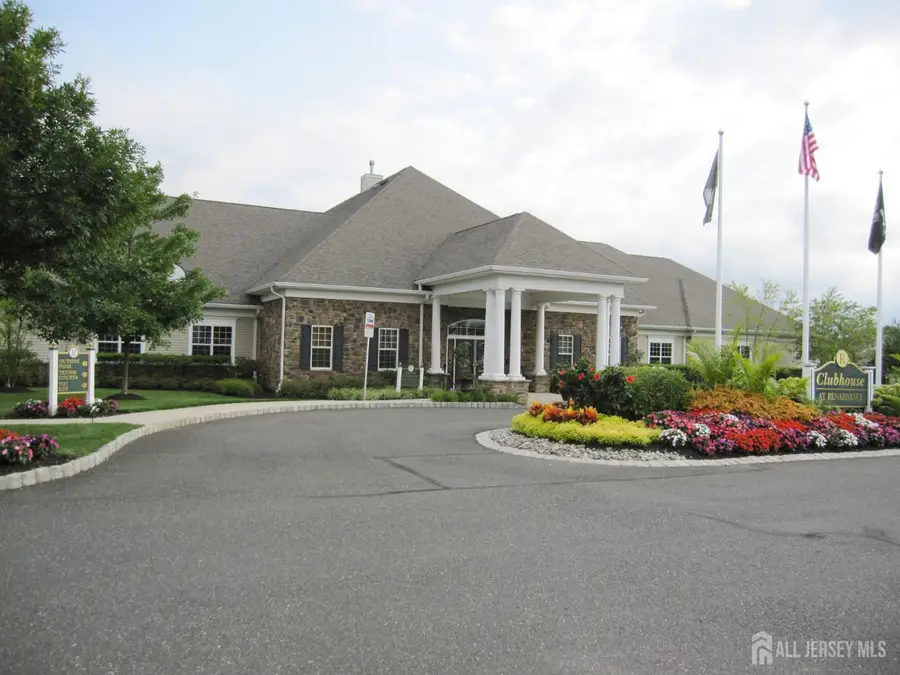 -125 Fontaine Court, Monroe, NJ 08831 - Image #3