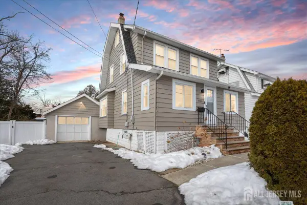 -1044 Madison Hill Road, Clark, NJ 07066