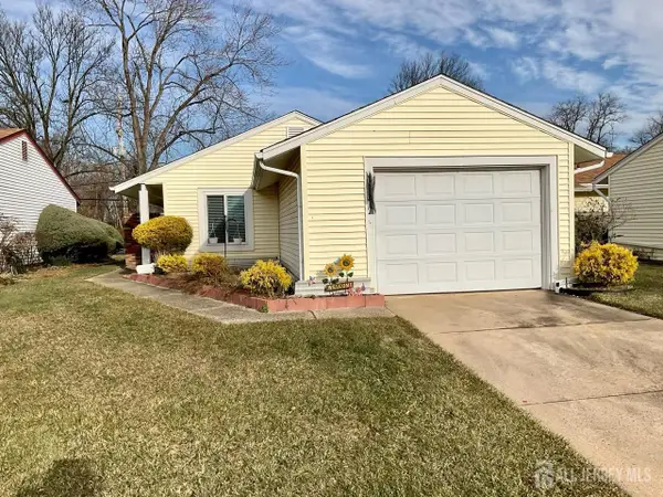 -132 Balsam Plaza, Monroe, NJ 08831