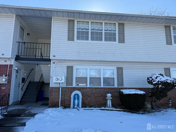 -8 Minnesota Drive #B, Old Bridge, NJ 07747