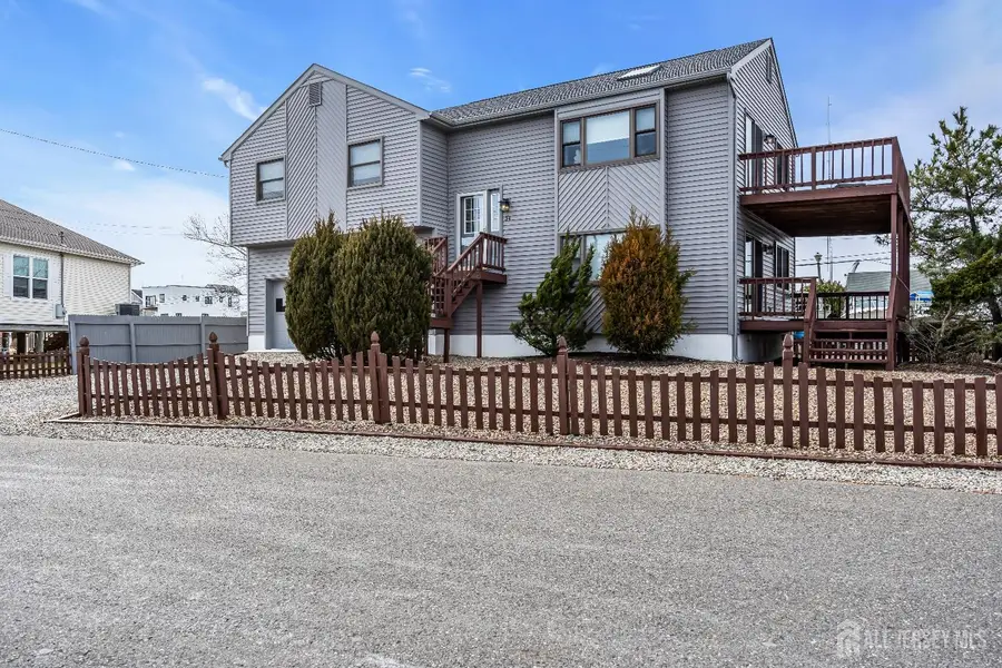 -34 Cove Point Road, Toms River, NJ 08753 - #3
