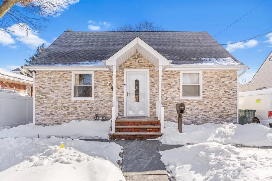 -696 Hanson Avenue, Perth Amboy, NJ 08861 - Image #2