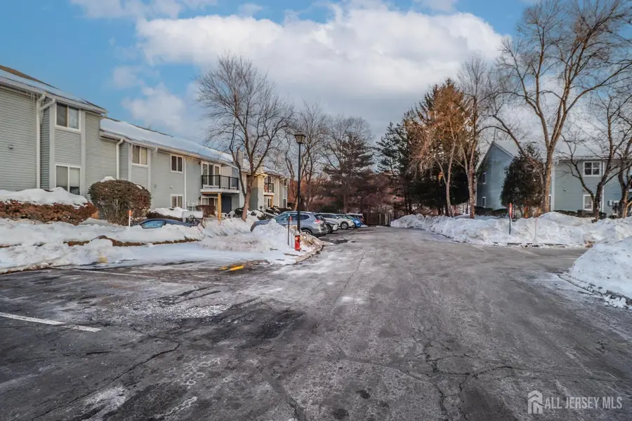 -62 Haverhill Place, Somerset, NJ 08873 - Image #2