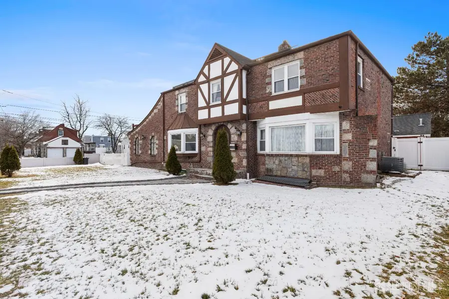 -80 Glenwood Avenue, Elmwood Park, NJ 07407 - #2