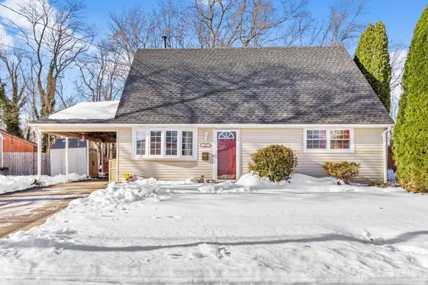 -107 Boulevard West Boulevard, Old Bridge, NJ 07735