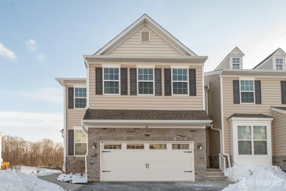 -601 Charleston Drive Ne, Monroe, NJ 08831 - #1