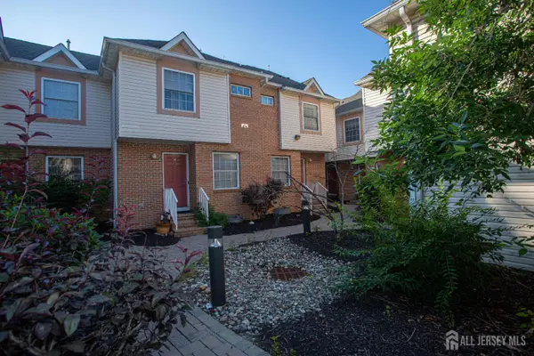 -124 Adamecs Way, South Amboy, NJ 08879