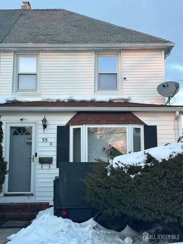 -55 Lufberry Avenue, New Brunswick, NJ 08901