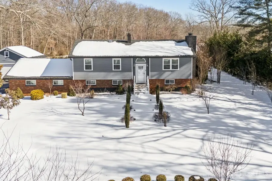 -118 Megill Road, Farmingdale, NJ 07727 - Image #2