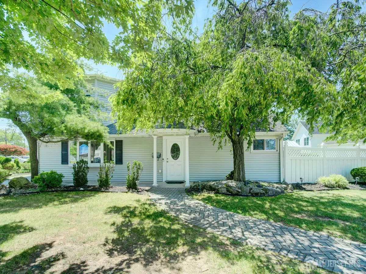 -101 Idlewild Road, Edison, NJ 08817 - #1