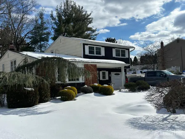 -5 Downing Drive, East Brunswick, NJ 08816