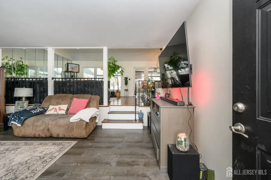 -16 N Lincoln Avenue N, Colonia, NJ 07067 - #3