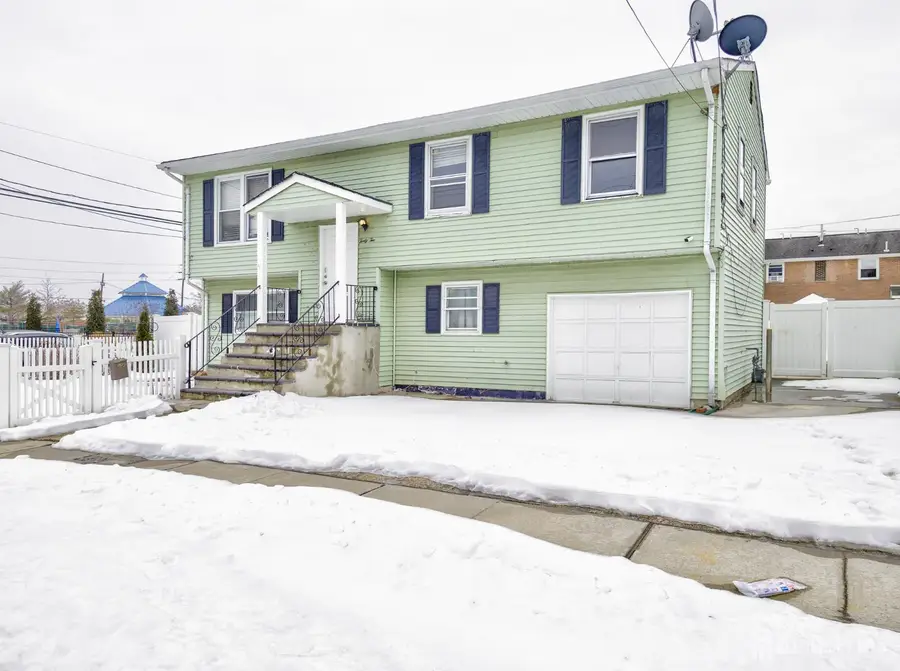 -42 Mercer Street, Carteret, NJ 07008 - #2