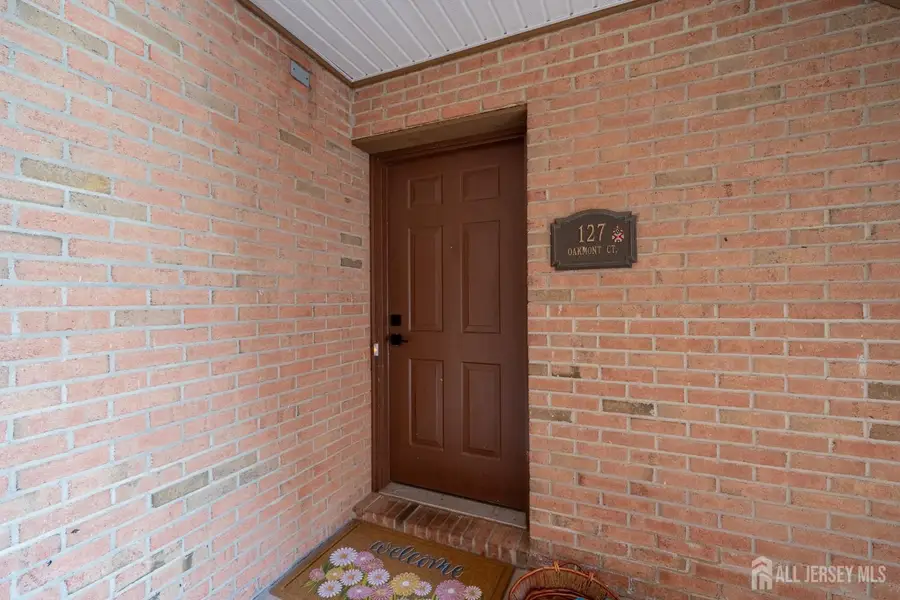 -127 Oakmont Court, Edison, NJ 08820 - #2