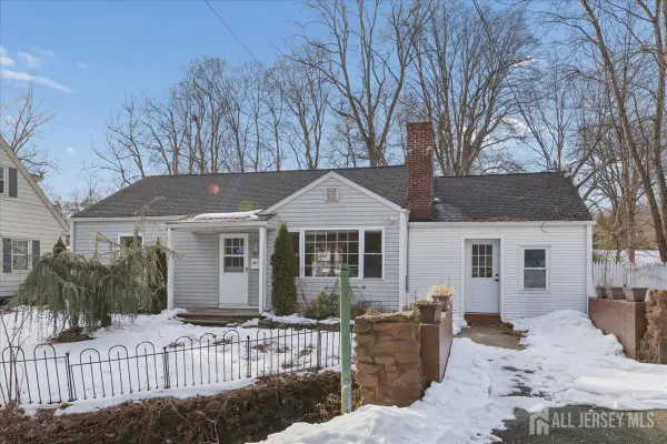 -811 Mountain Avenue, Bound Brook, NJ 08805