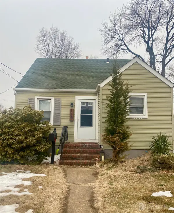 -148 Bucknell Avenue, Woodbridge Proper, NJ 07095