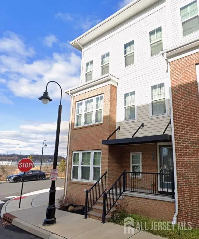 -2 Bond Street, North Brunswick, NJ 08902 - #1