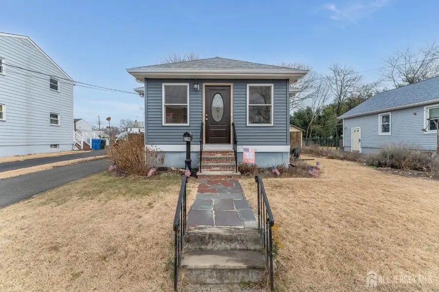-219 Gertrude Terrace, Dunellen, NJ 08812 - #2