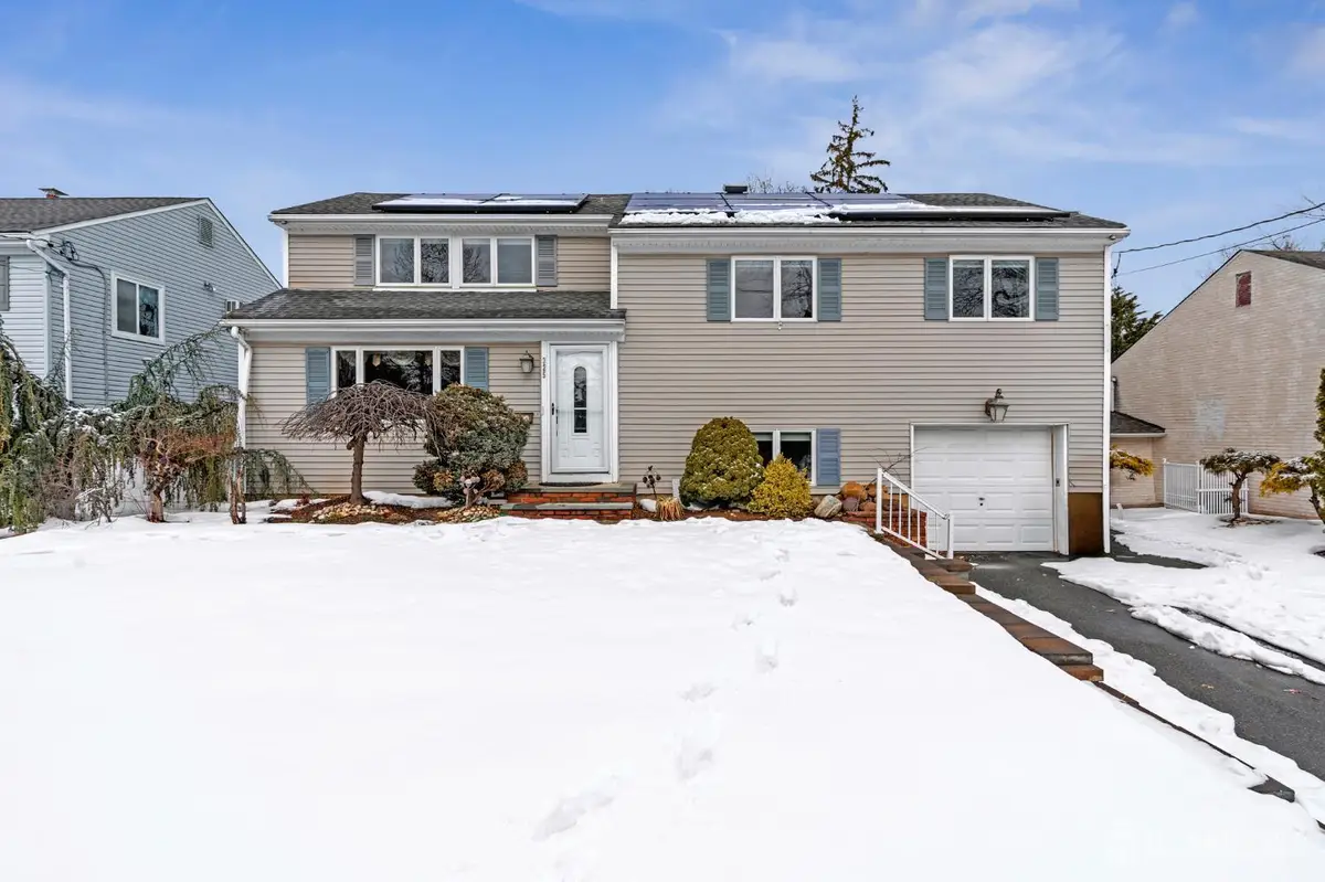 -325 Colonia Boulevard, Colonia, NJ 07067 - #1