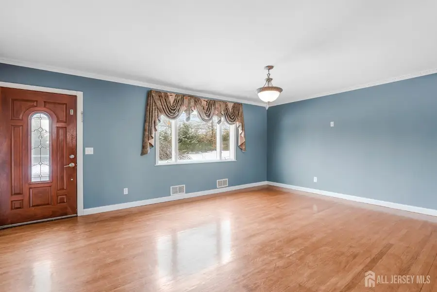 -325 Colonia Boulevard, Colonia, NJ 07067 - #3