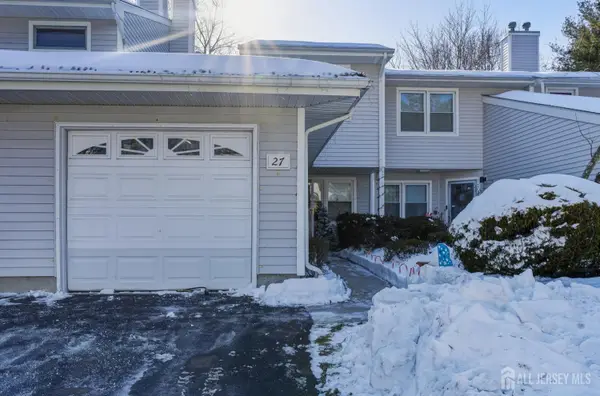 -27 Sandpiper Drive, Sayreville, NJ 08859