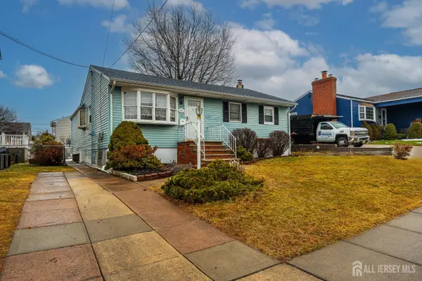 -40 South Grove Avenue, Hopelawn, NJ 08861