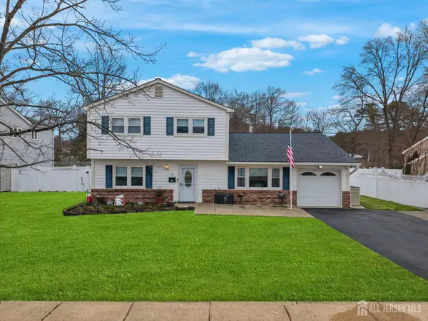 -30 Arvin Road, Old Bridge, NJ 08857