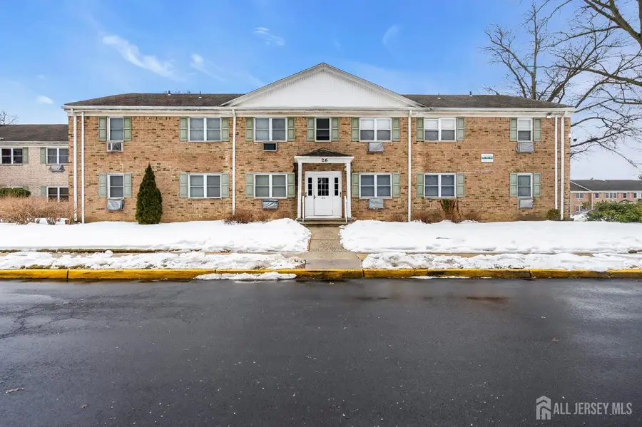 -26 Windsor Terrace #E, Freehold, NJ 07728 - #2