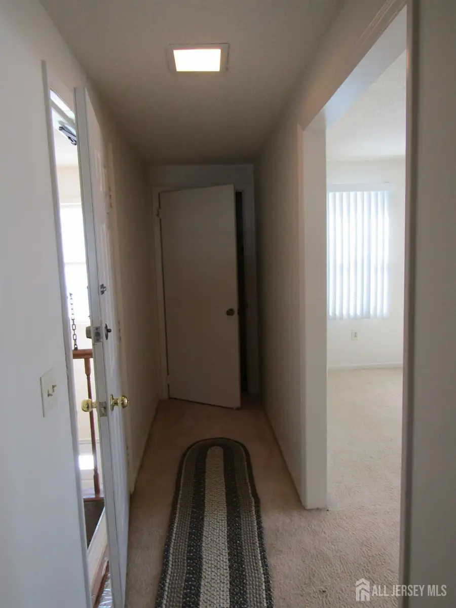 -538 Sutton Way #N, Monroe, NJ 08831 - #3